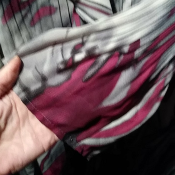 Shirt - Picture 4 of 4